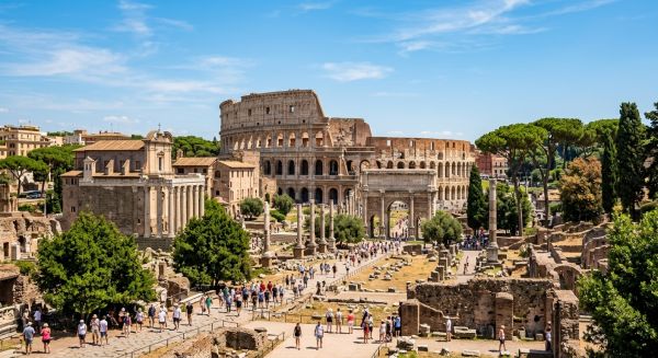 Visiting Rome in July: expect heat and crowds